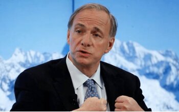 Ray Dalio: Bitcoin không phải là đối thủ cạnh tranh tốt so với vàng